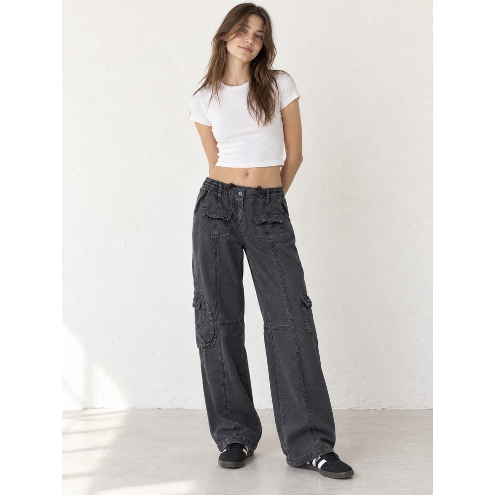 Brandy Melville Charcoal Grey Ripstop Cotton Wide Leg Cargo Pants One Size